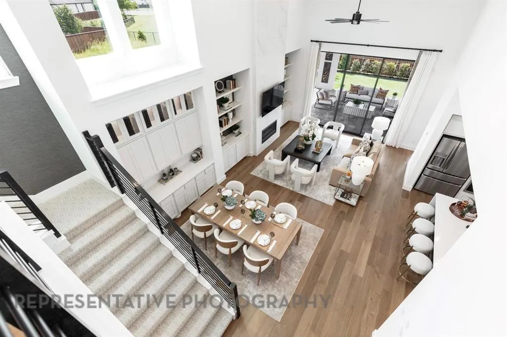 6321 Foxglove Lane