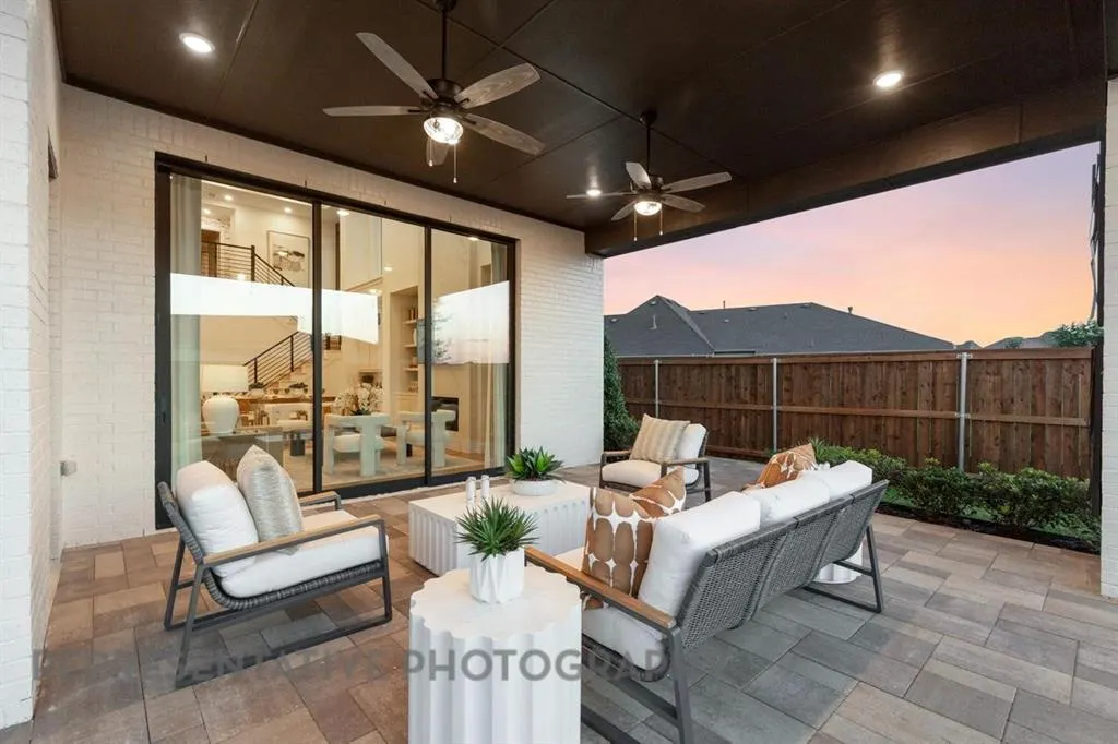 6321 Foxglove Lane