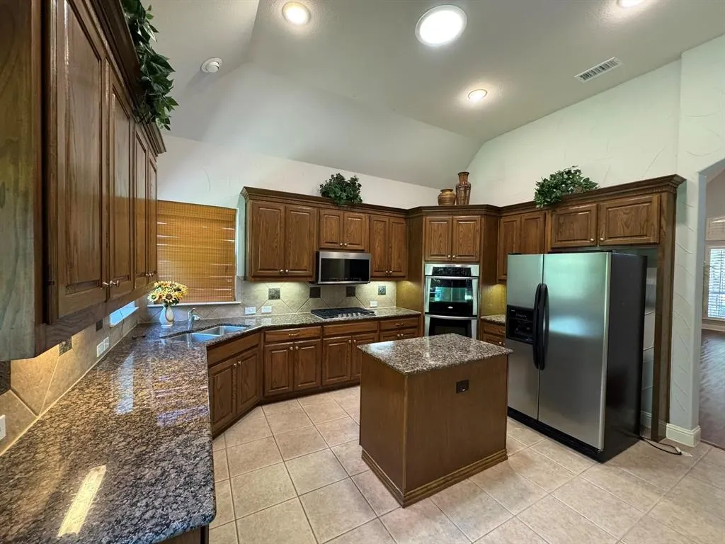 15750 Crown Cove Lane