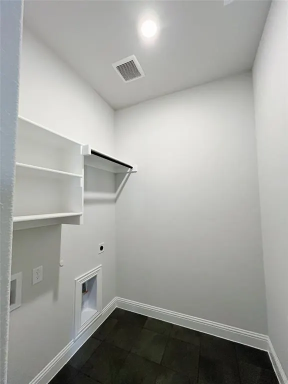 2808 Crane Court