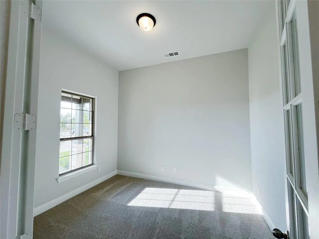 2808 Crane Court