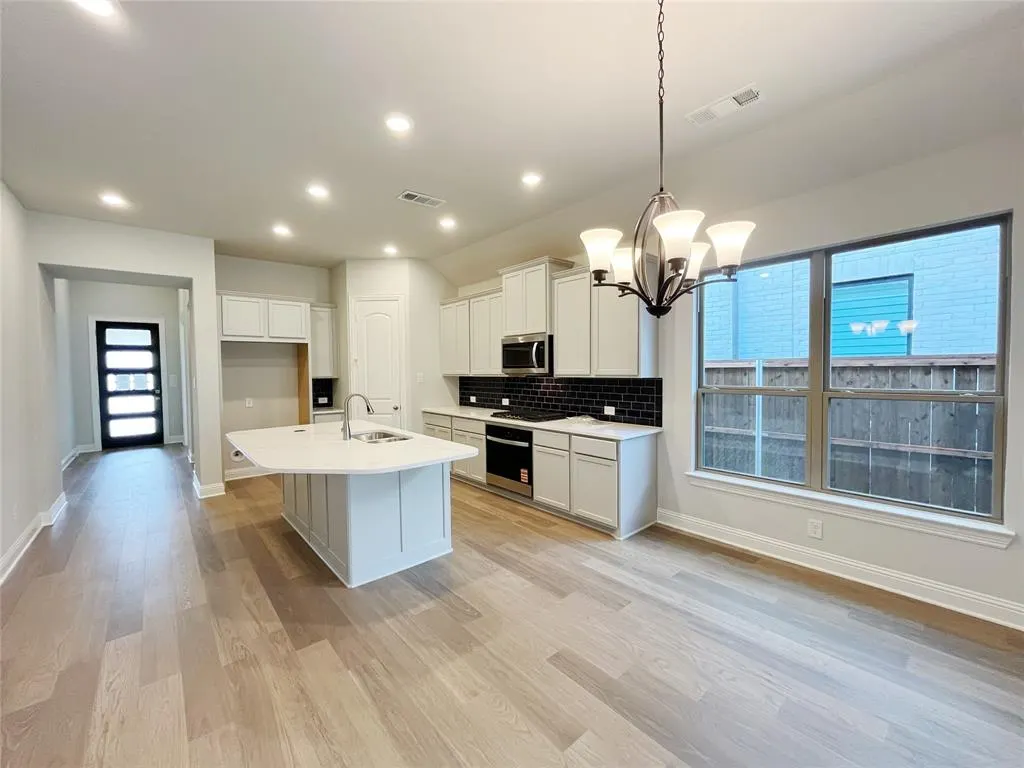 2808 Crane Court