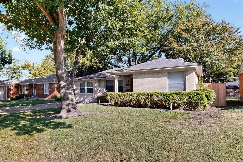 2207 Housley Drive