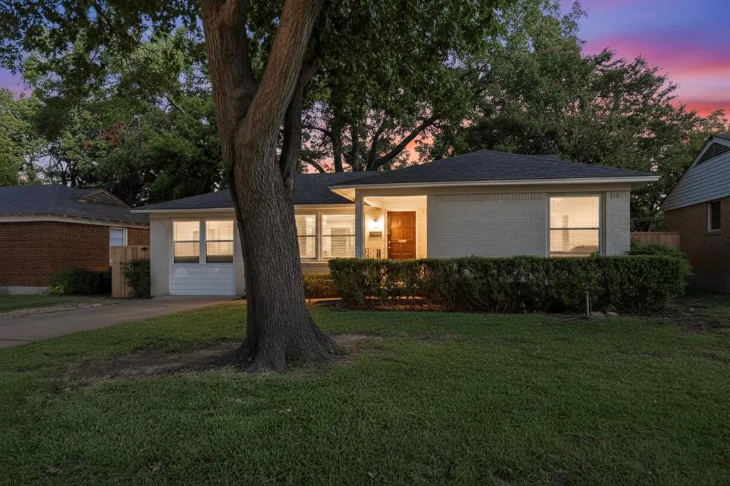 2207 Housley Drive