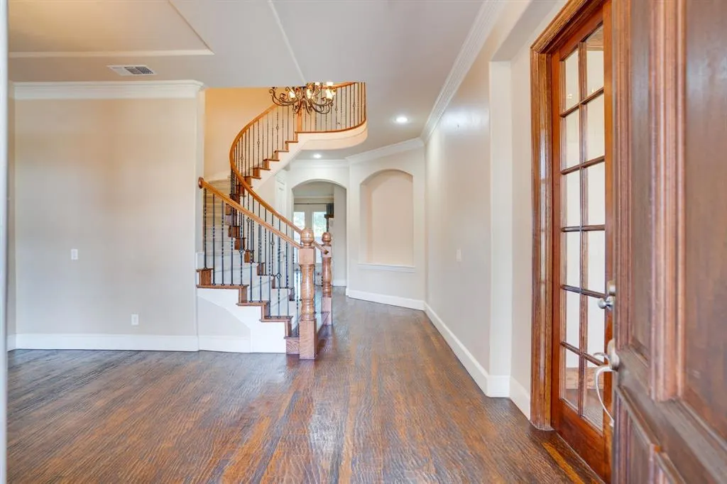 9679 Carriage Hill Lane