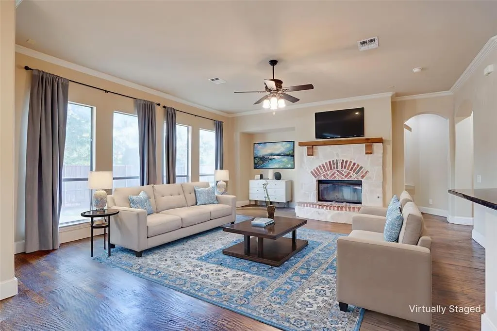 9679 Carriage Hill Lane