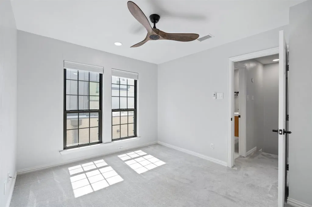 4116 Cole Avenue, #307