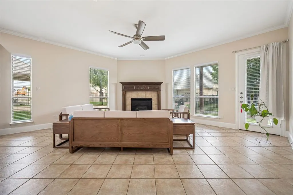 7905 Texian Trail