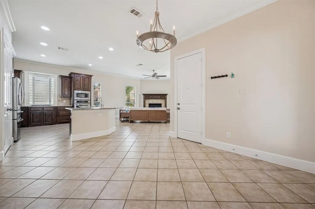 7905 Texian Trail