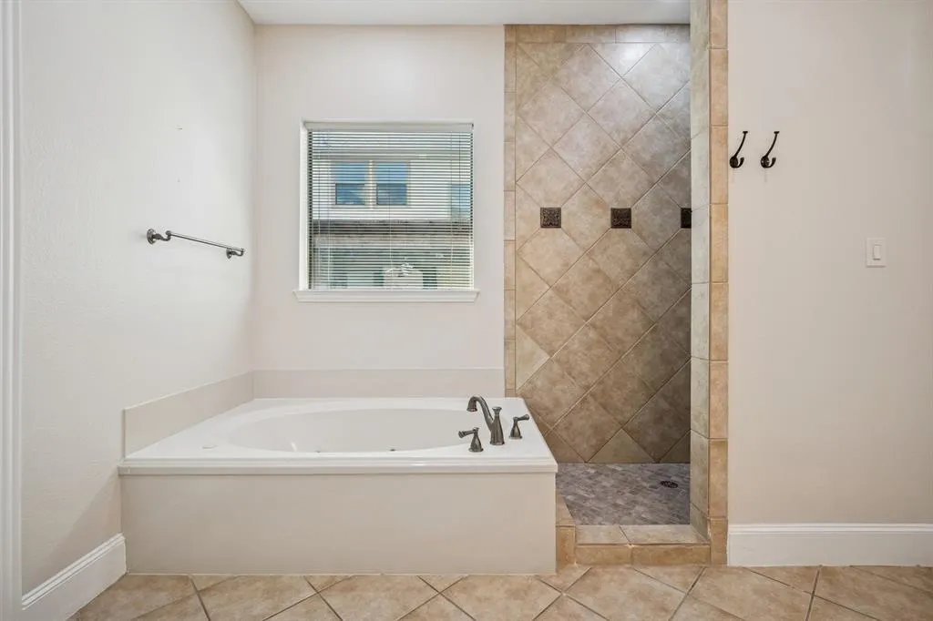 7905 Texian Trail