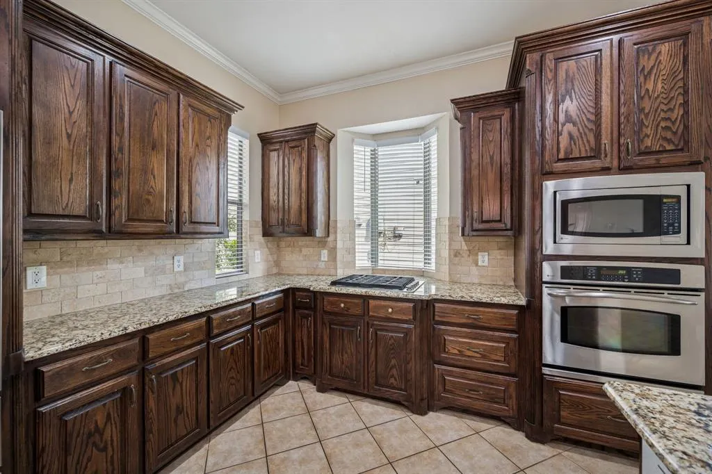 7905 Texian Trail