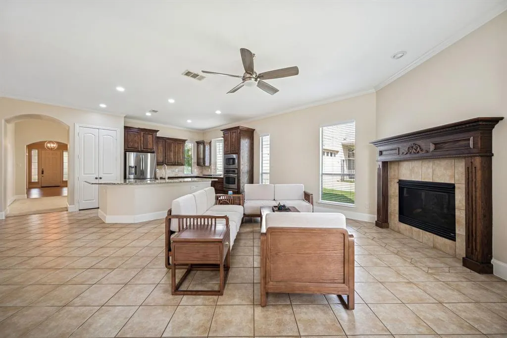 7905 Texian Trail