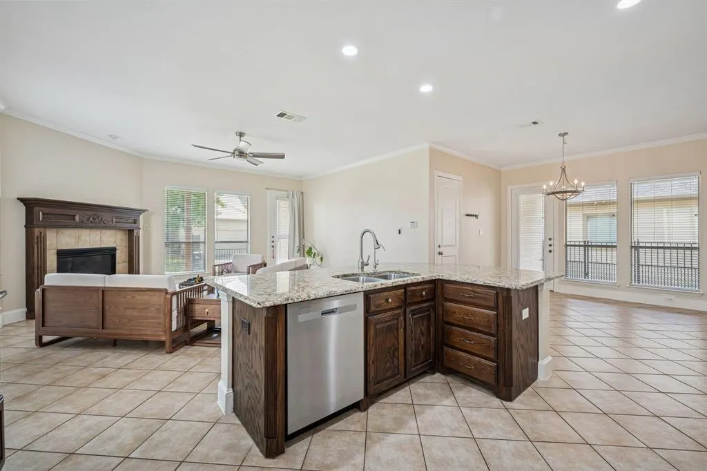 7905 Texian Trail