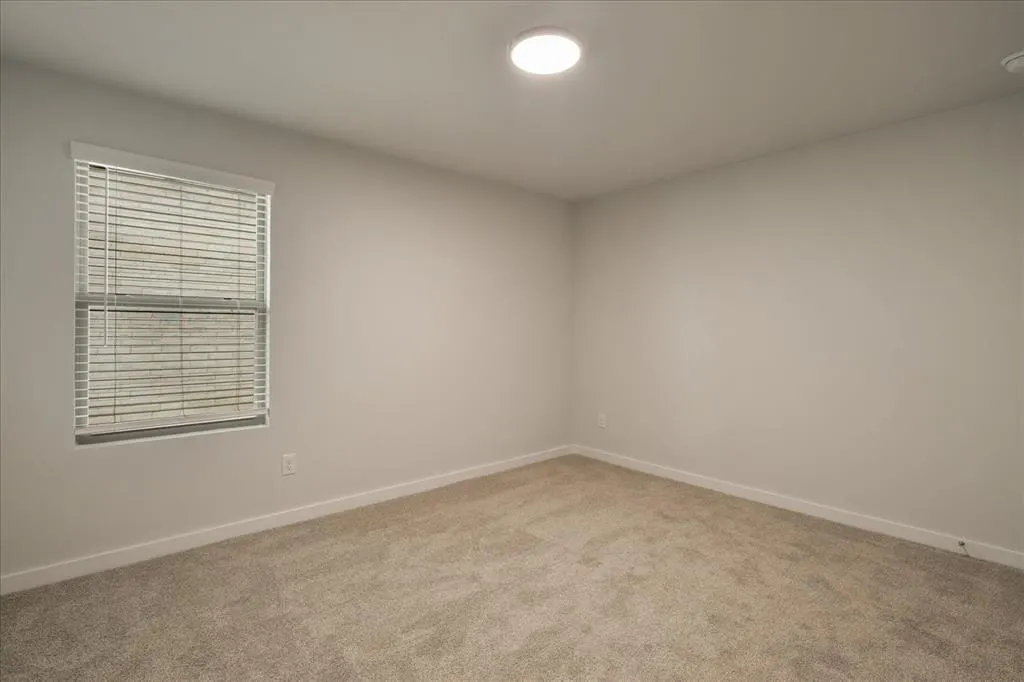 1010 Honeydew Lane