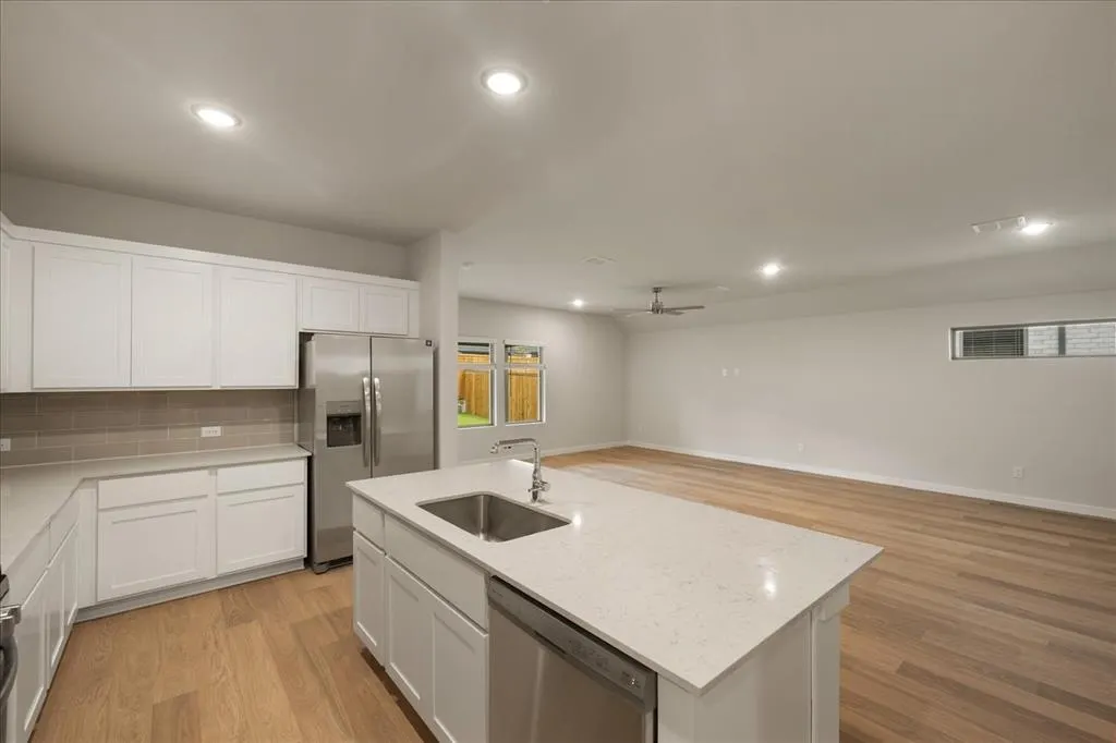 1010 Honeydew Lane