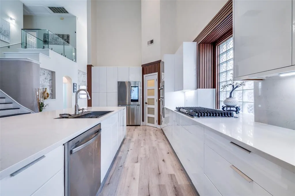 2294 Fox Crossing Lane