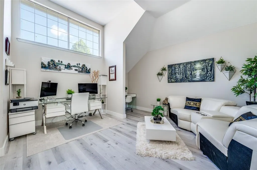2294 Fox Crossing Lane