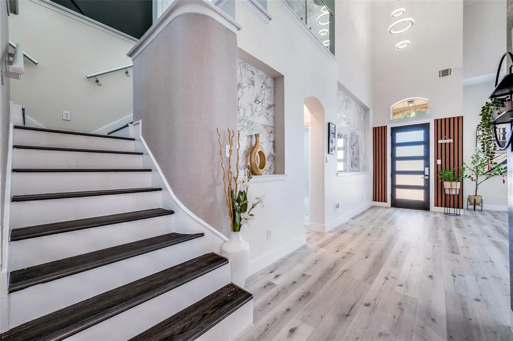 2294 Fox Crossing Lane