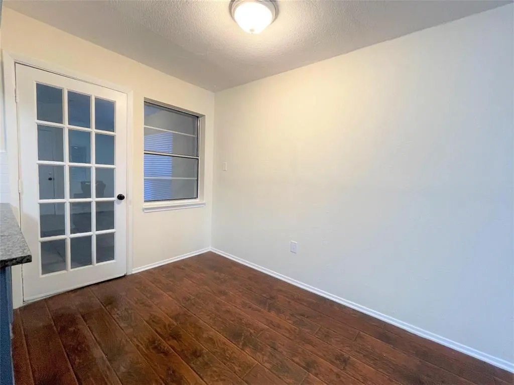 101 E 2nd Street