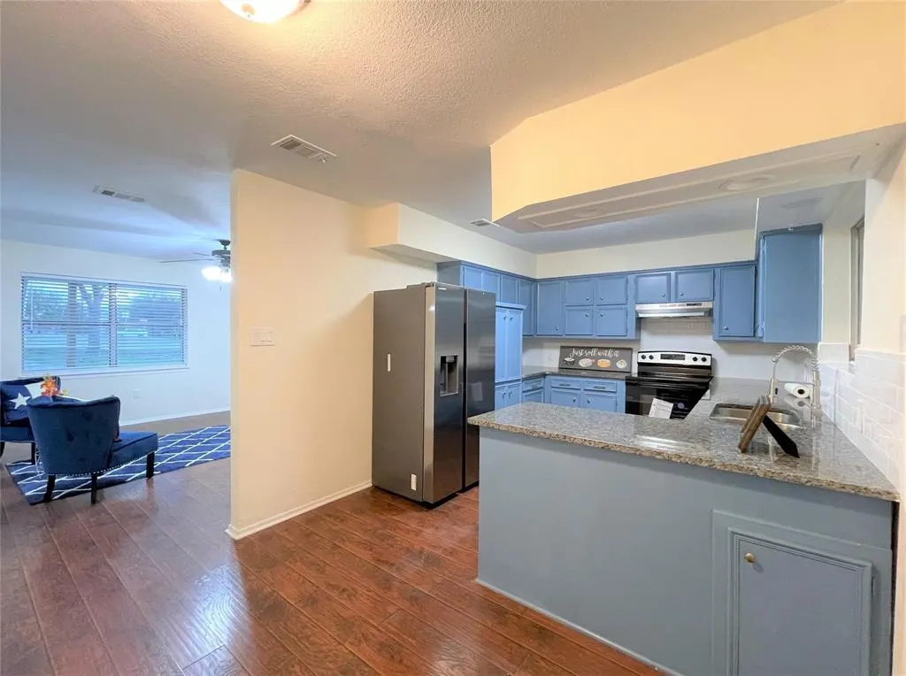 101 E 2nd Street