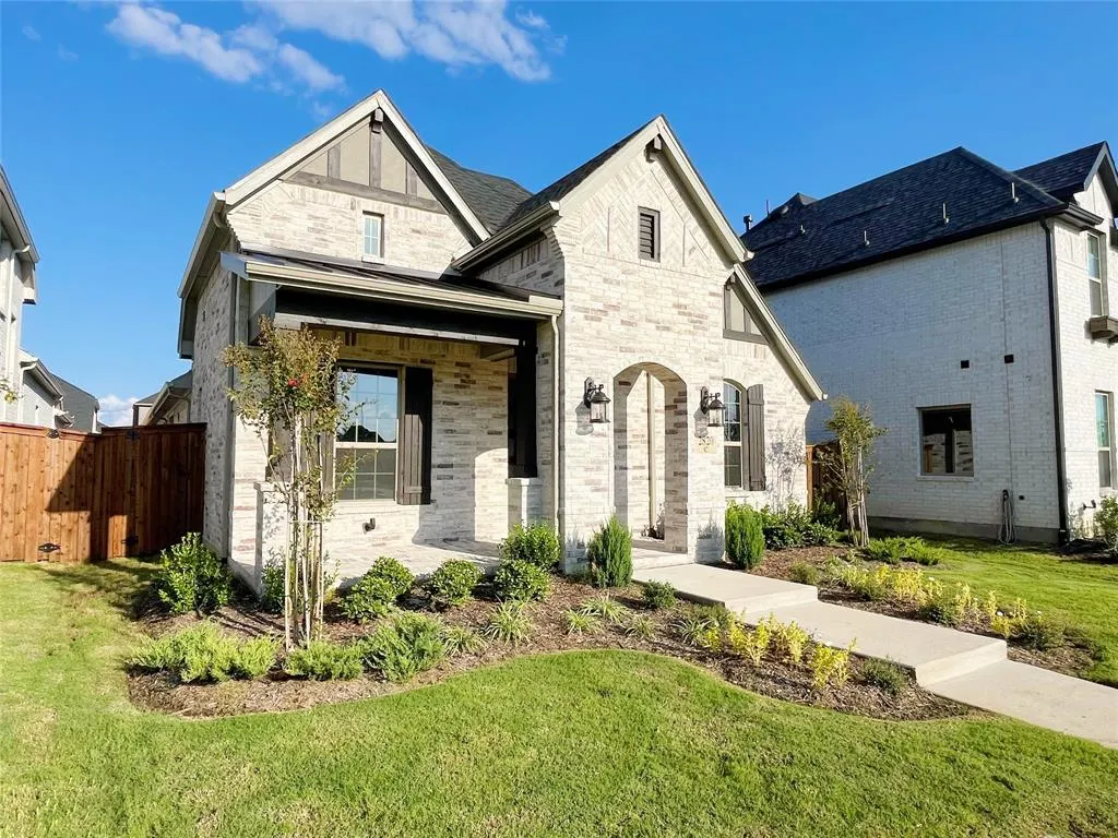 2820 Crane Court