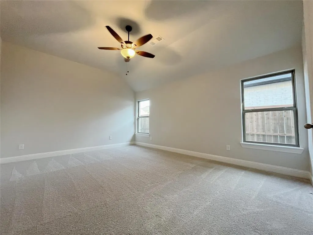 2820 Crane Court