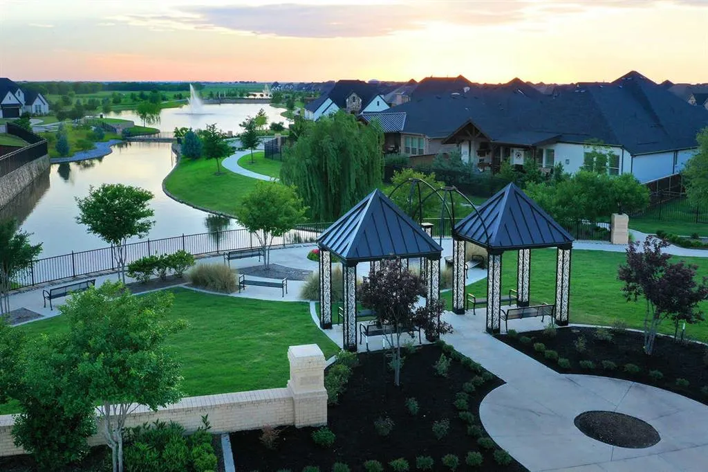 2820 Crane Court