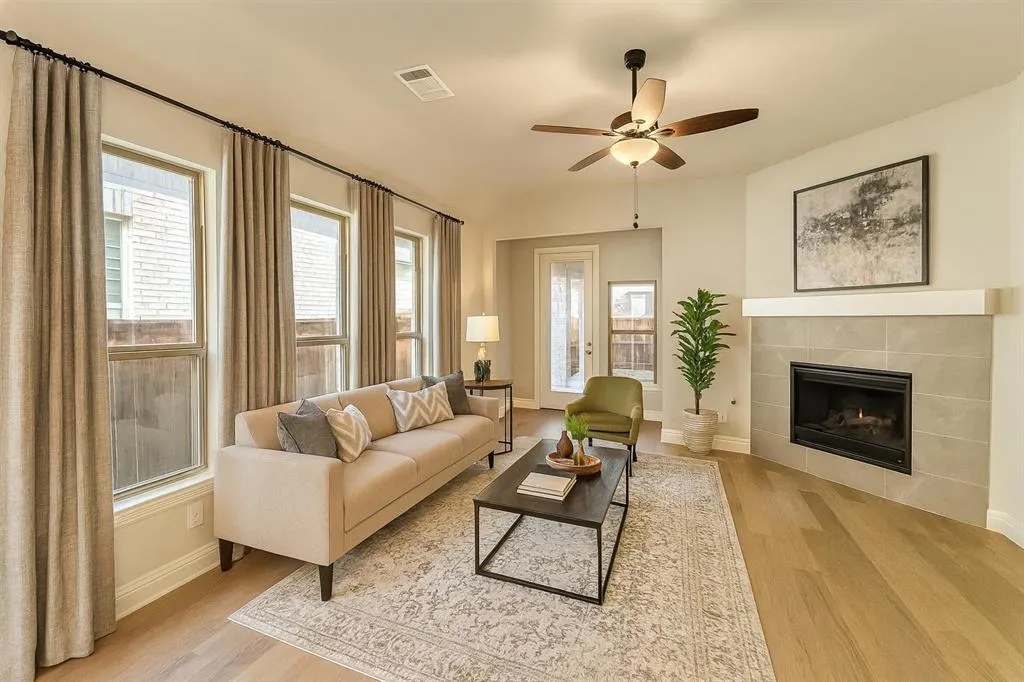 2820 Crane Court
