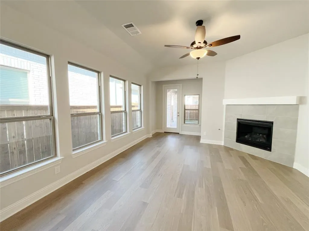 2820 Crane Court