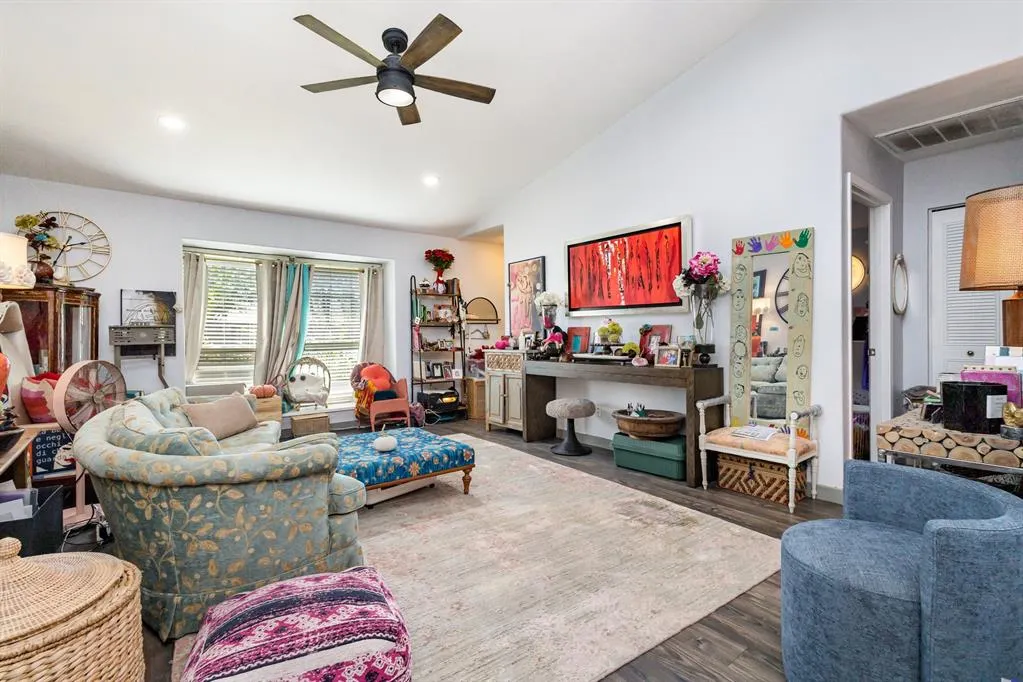 13611 Flagstone Lane