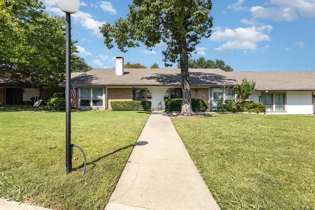 13611 Flagstone Lane