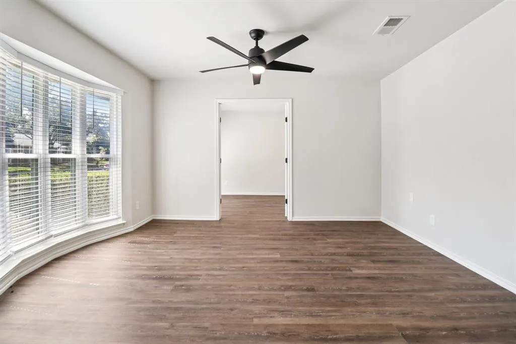 1007 HILLSDALE Drive