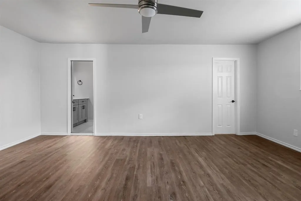 1007 HILLSDALE Drive