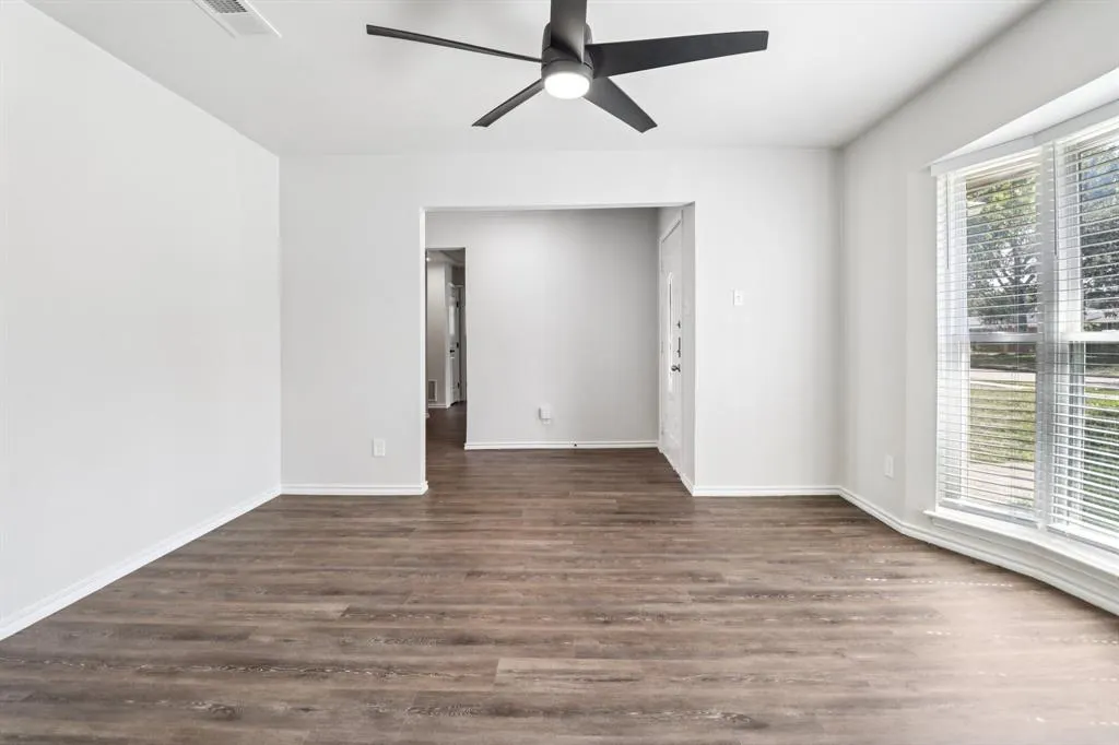 1007 HILLSDALE Drive