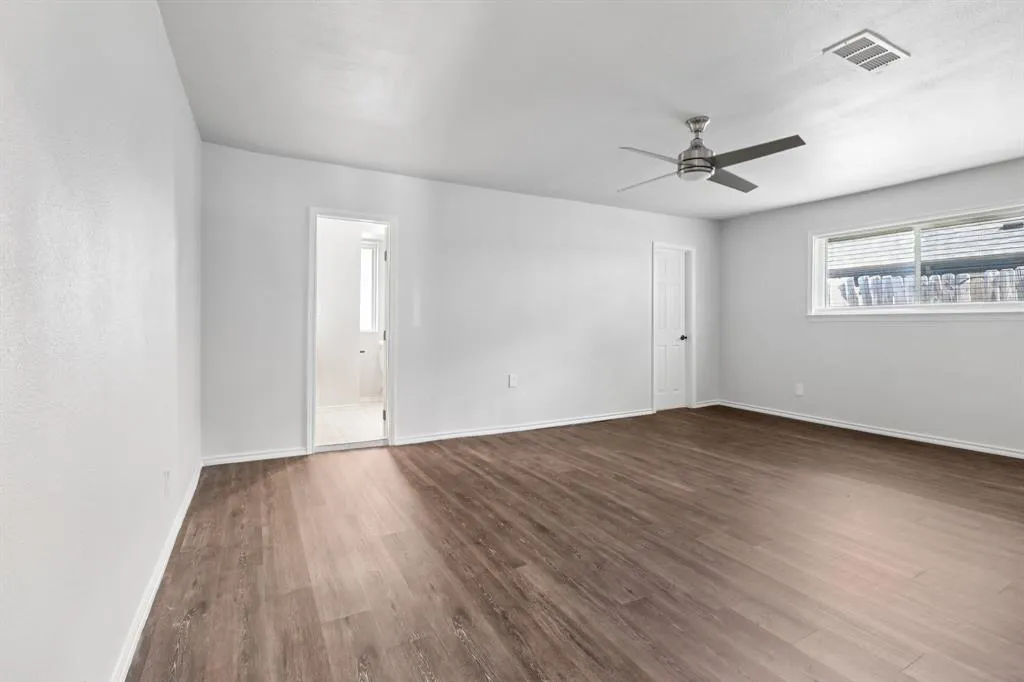 1007 HILLSDALE Drive