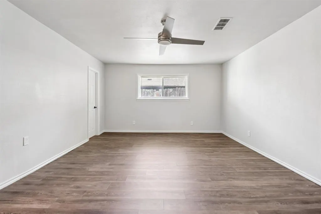 1007 HILLSDALE Drive