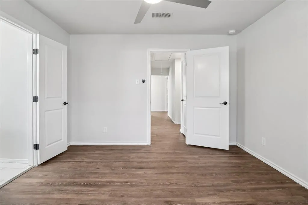 1007 HILLSDALE Drive
