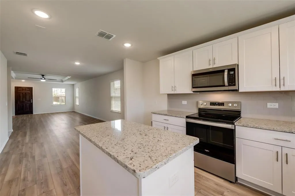 1129 Vernon Drive