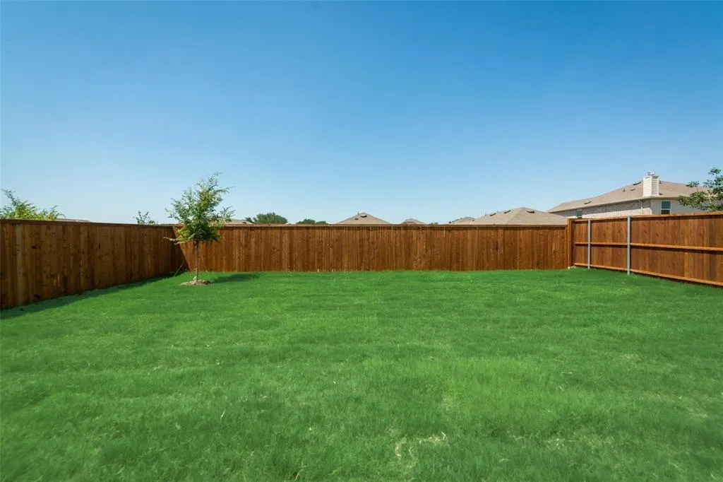 1129 Vernon Drive