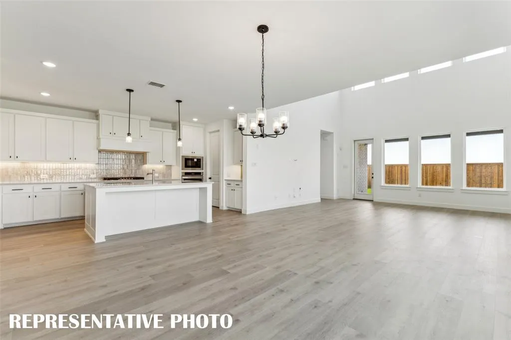 4110 Holland Court