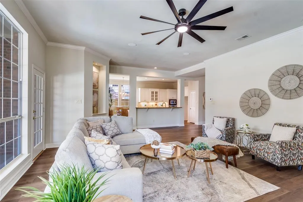 4015 Stonehollow Way