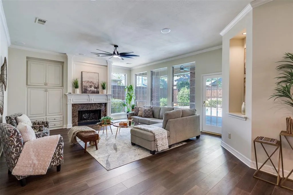 4015 Stonehollow Way
