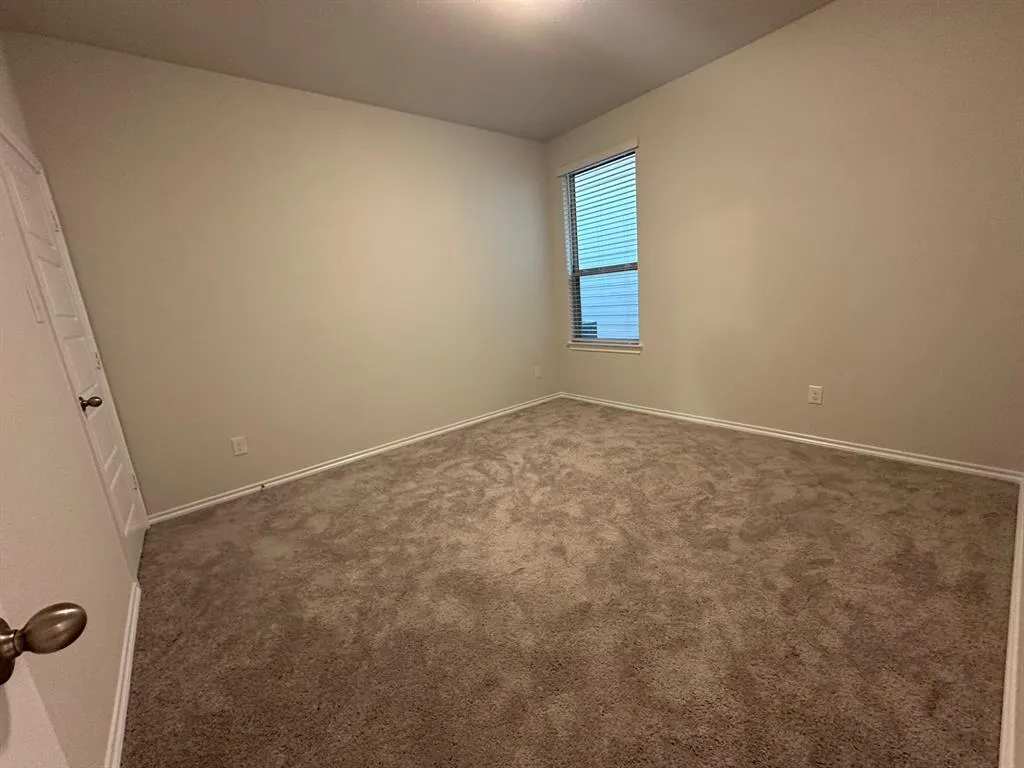1613 EDGEWAY Drive