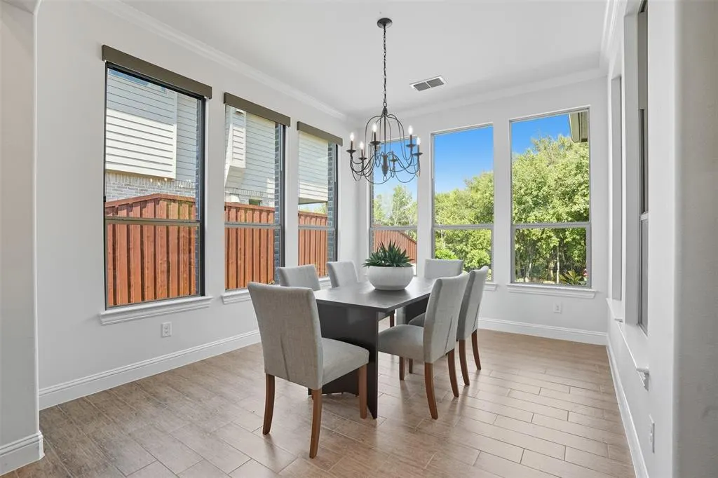533 Longshore Drive