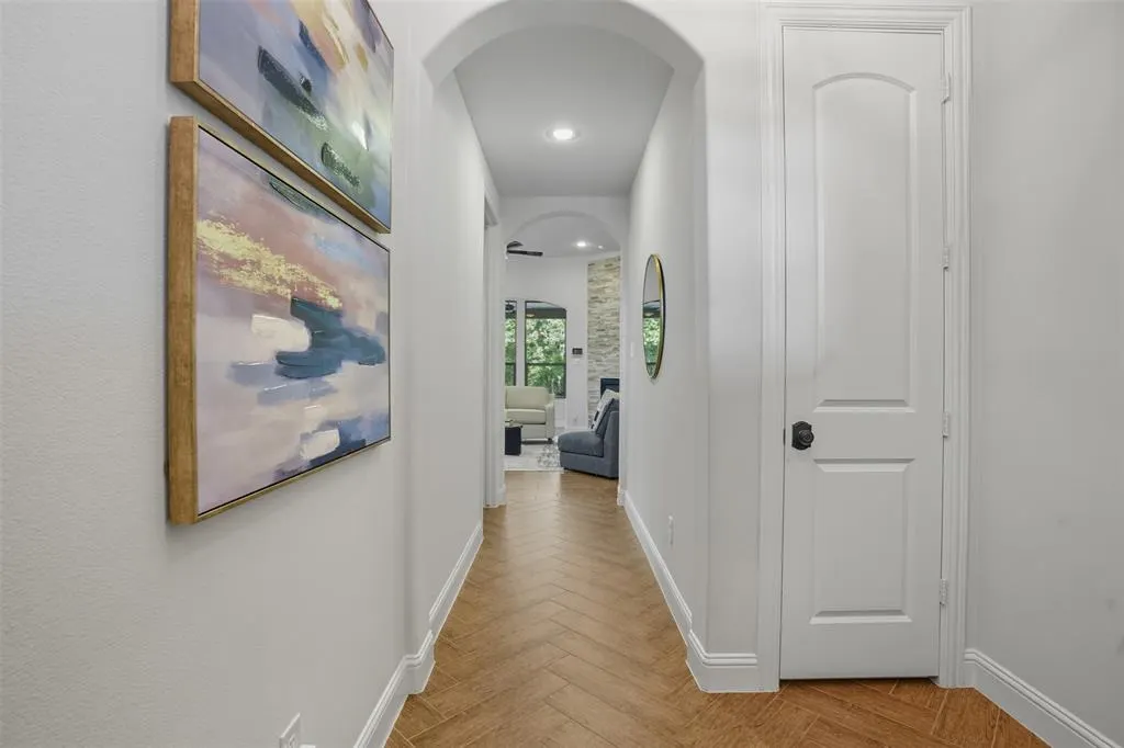 533 Longshore Drive