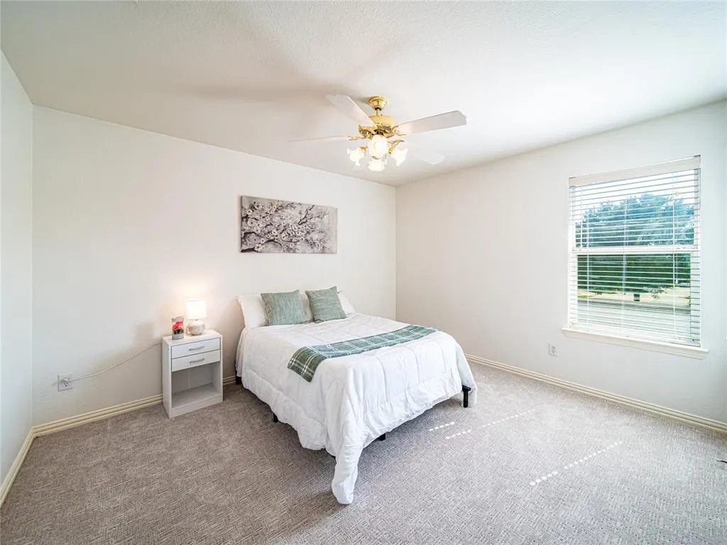 8601 Tanglewood Drive