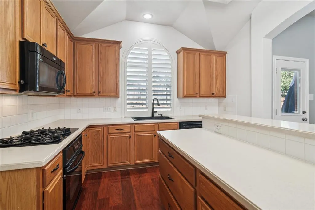 421 Shumate Drive