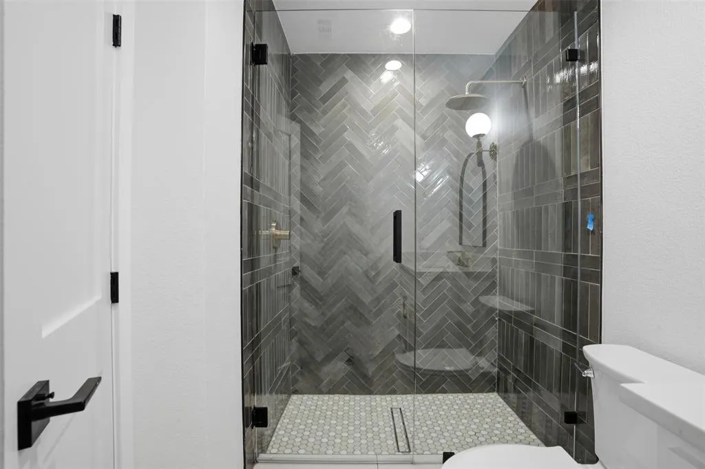 1000 N Morris Street