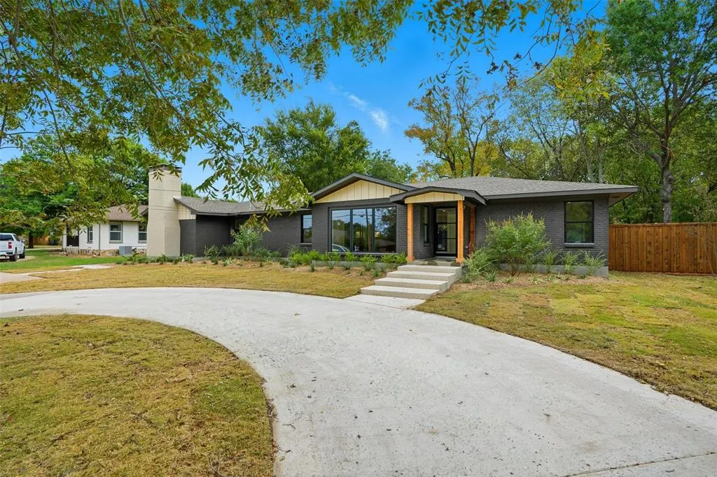 1000 N Morris Street