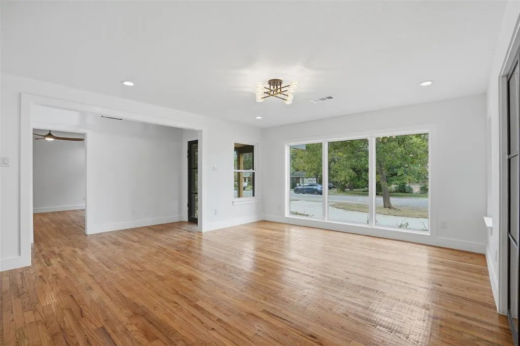 1000 N Morris Street